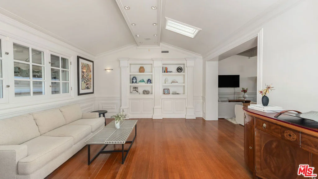 Photo of 29000 Cliffside Drive