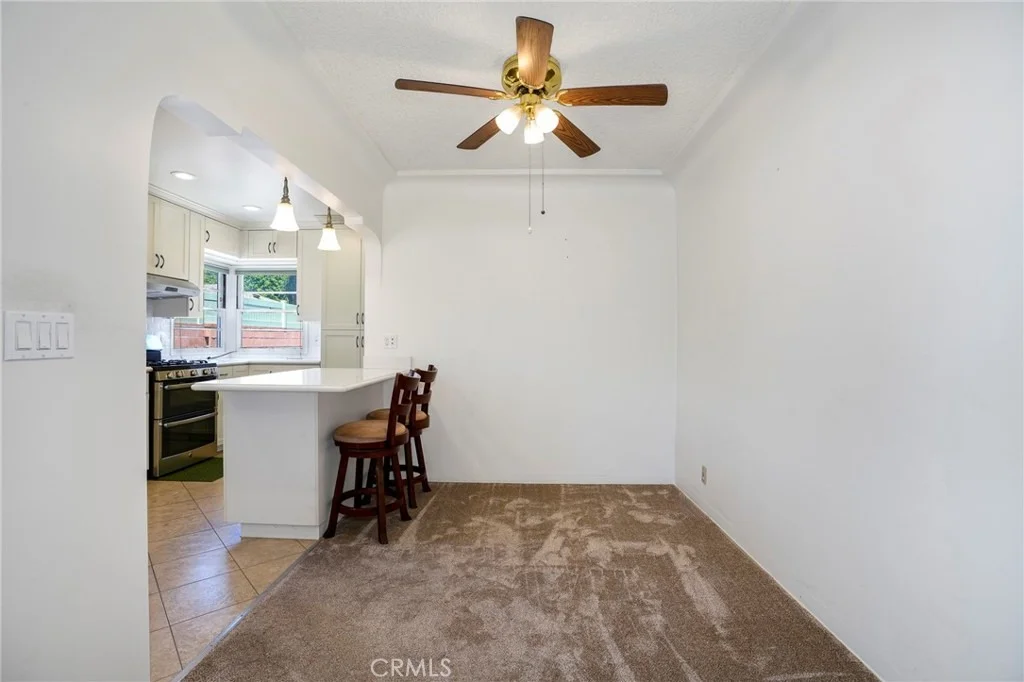 Photo of 10120 Hunt Avenue