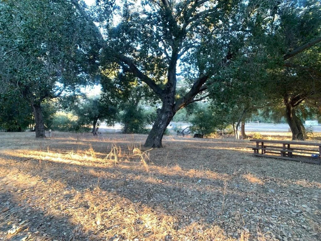 Photo of 24352 Featherstone Canyon Rd
