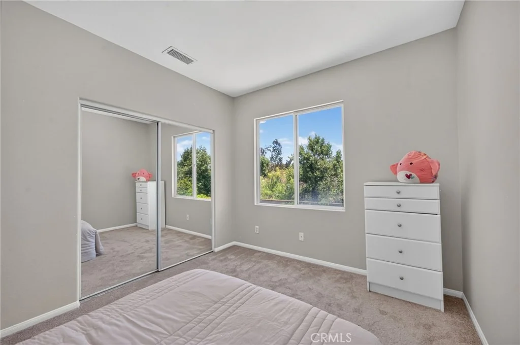 Photo of 2332 Douglaston