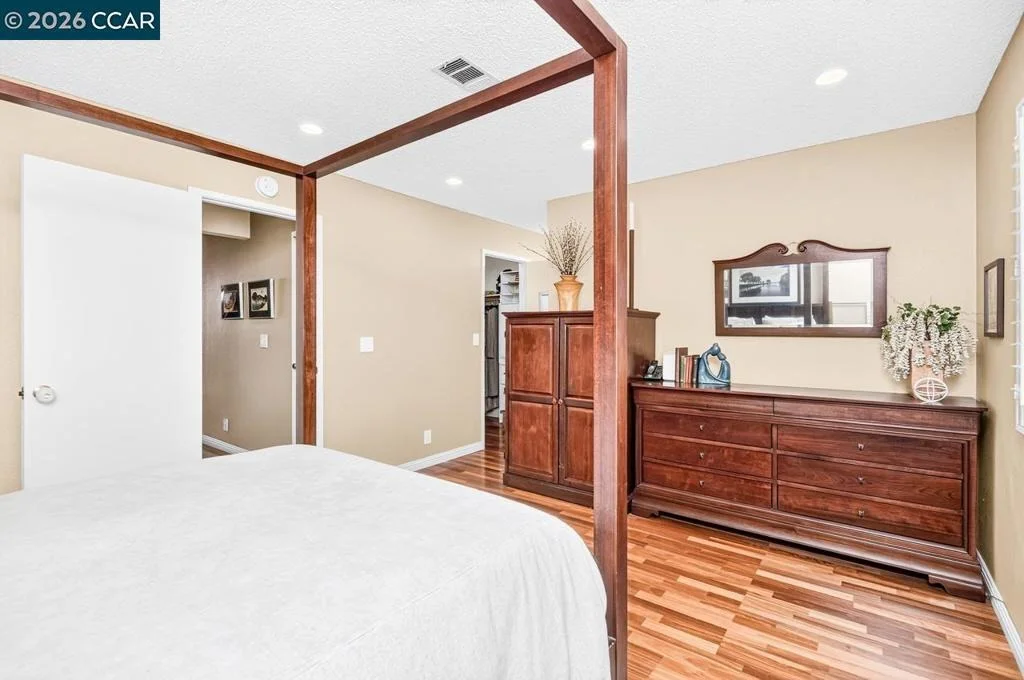 Photo of Unit 3 at 2454 Heatherleaf Ln
