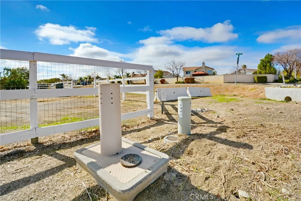 Photo of 30550 Stern Drive