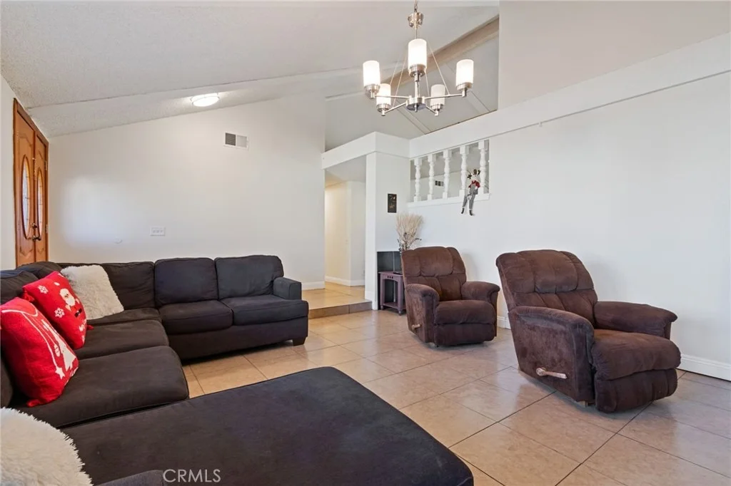 Photo of 44633 Calston