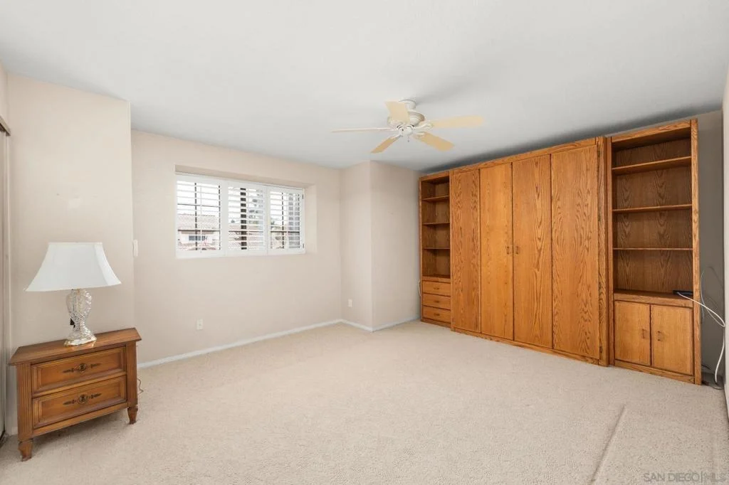 Photo of 2087 Balboa Cir.