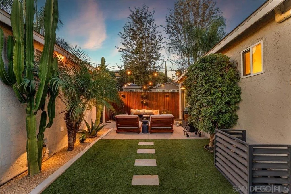 Photo of 4394 Pomona Ave