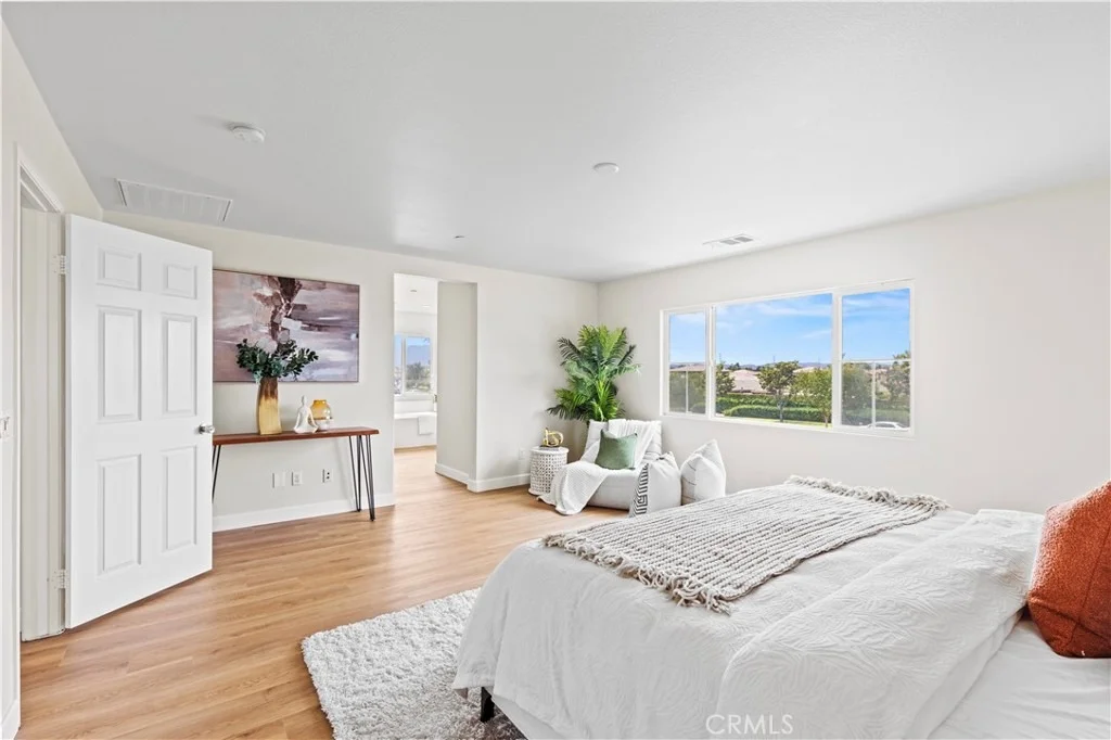 Photo of 6895 Riverglen Court