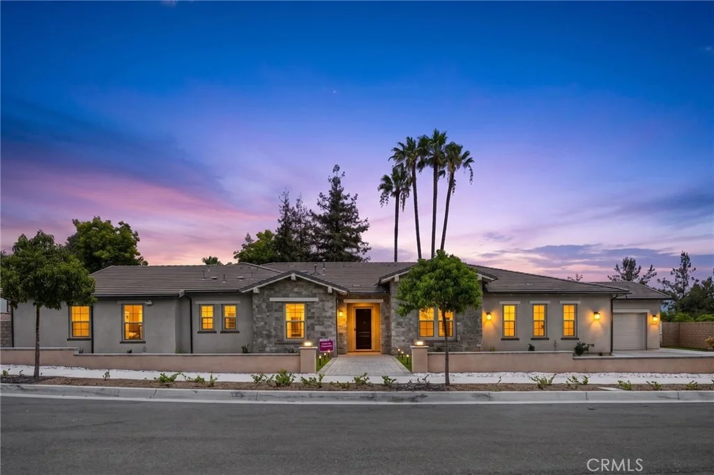 Photo of 412 Conway Court