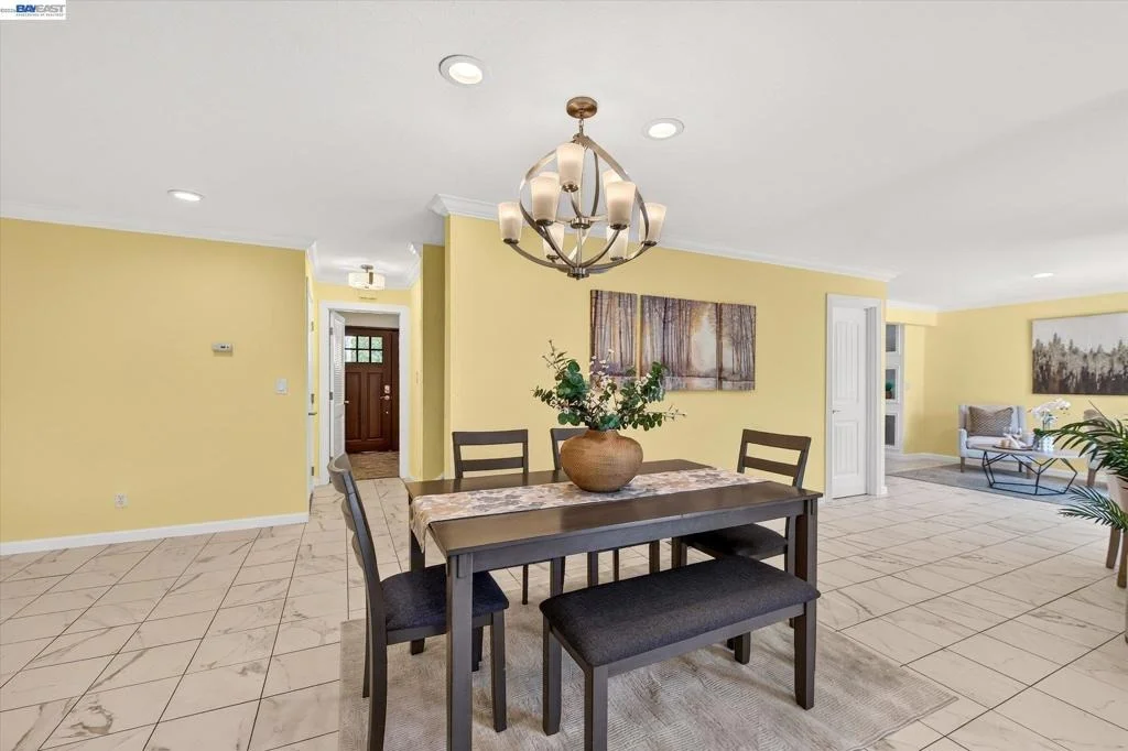 Photo of 2358 Crestline Rd