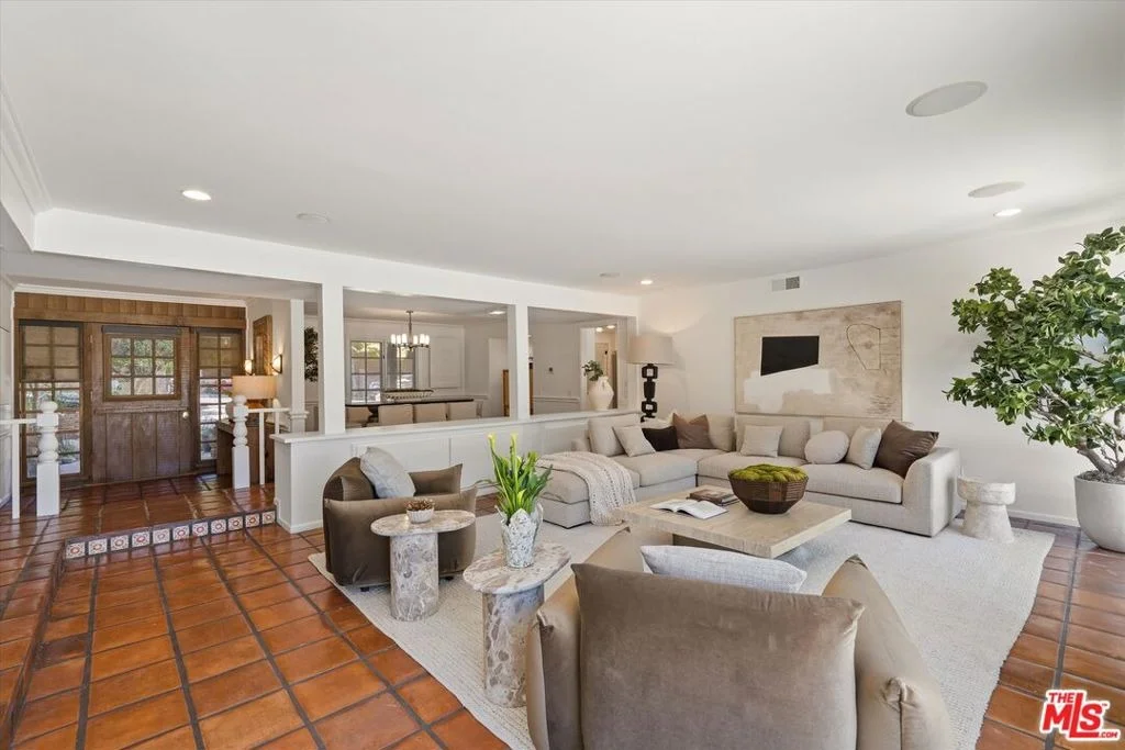 Photo of 9830 Beeson Drive