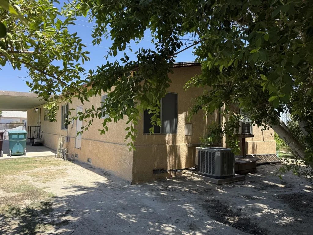 Photo of 86037 Palmeras Circle