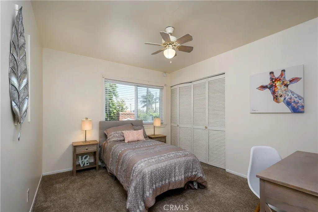 Photo of 752 Agajanian