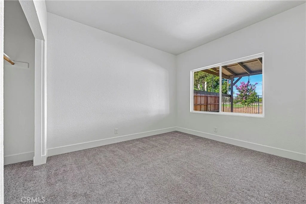 Photo of 1453 Augusta