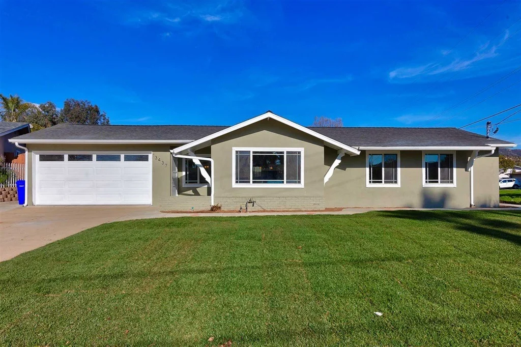 Photo of 13437 Standish Dr