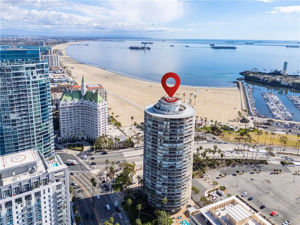 Photo of Unit 3003 at 700 E Ocean Boulevard