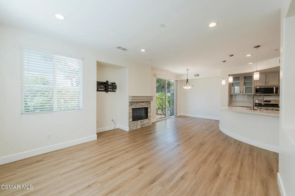 Photo of Unit B at 4117 Orontes Way