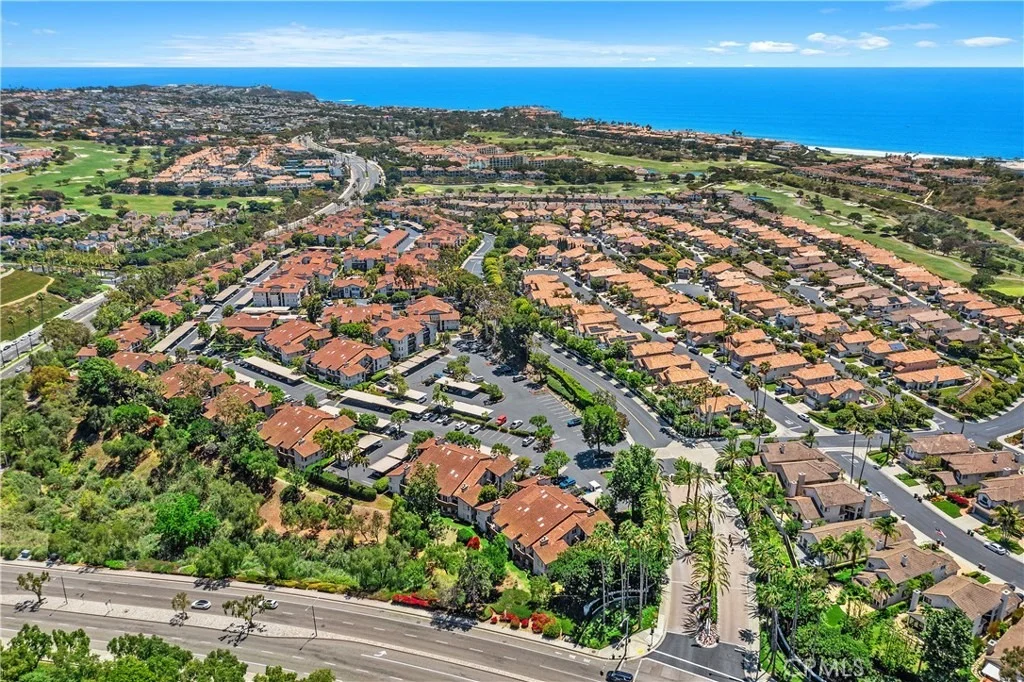 Photo of Unit F at 4 Corniche Drive