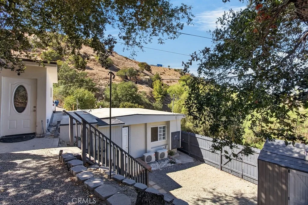 Photo of 1068 Loma Lane