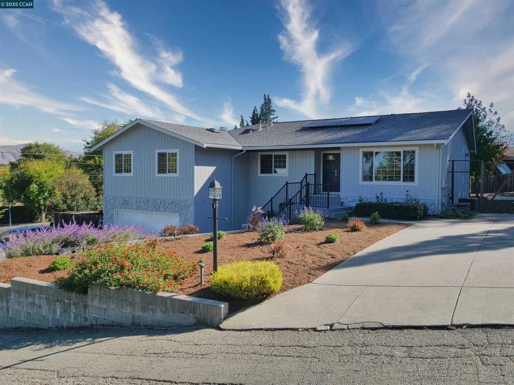 Photo of 4044 Cowell Road