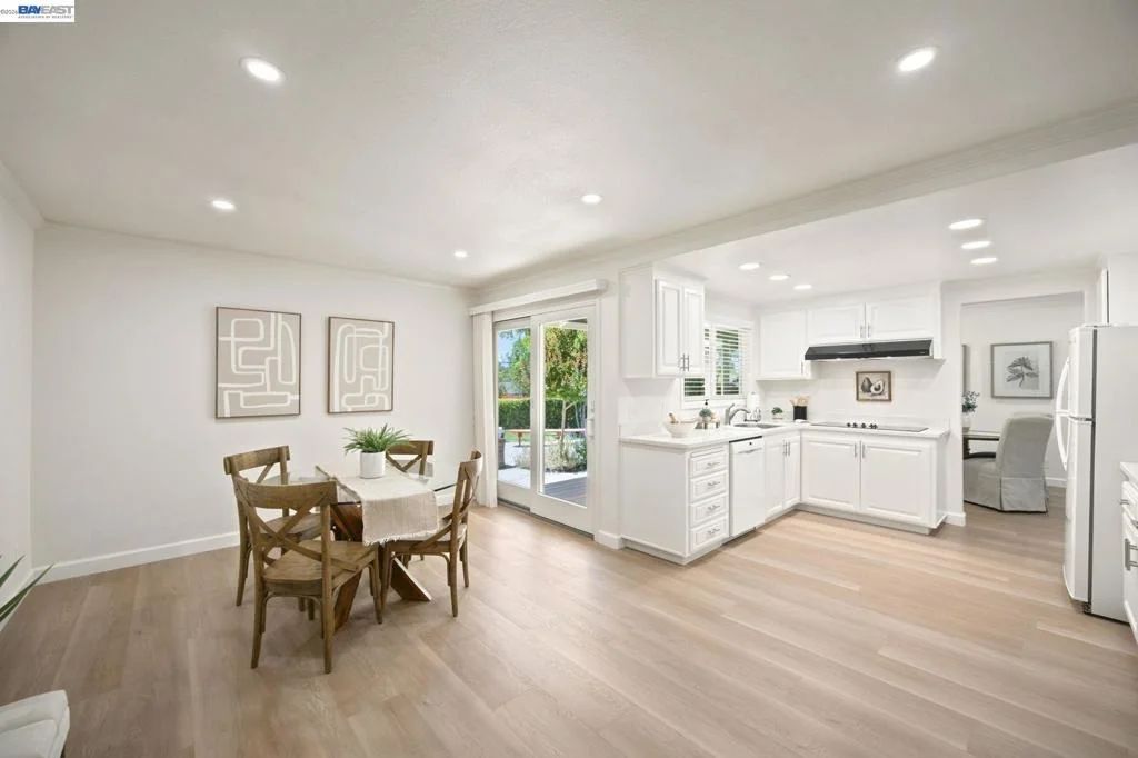 Photo of 1082 Springfield Dr.