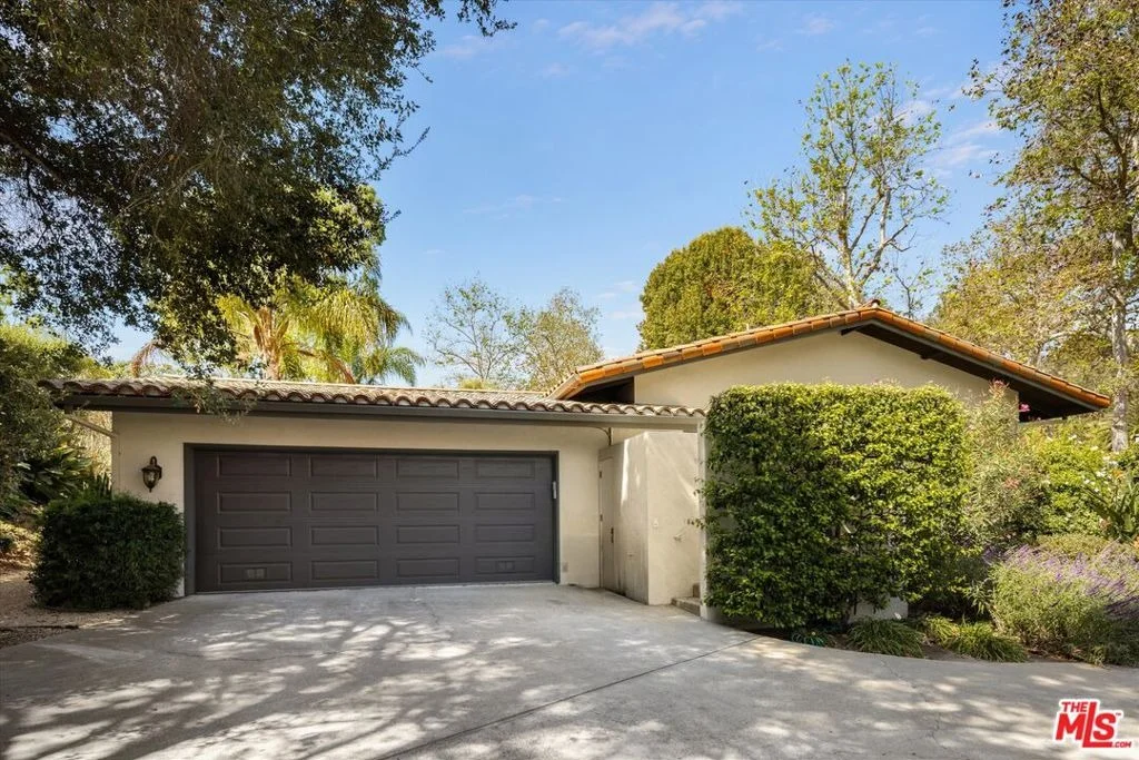 Photo of 115 Coronada Circle