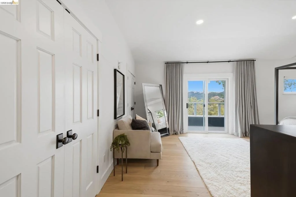 Photo of 857 A Mountain View Drive