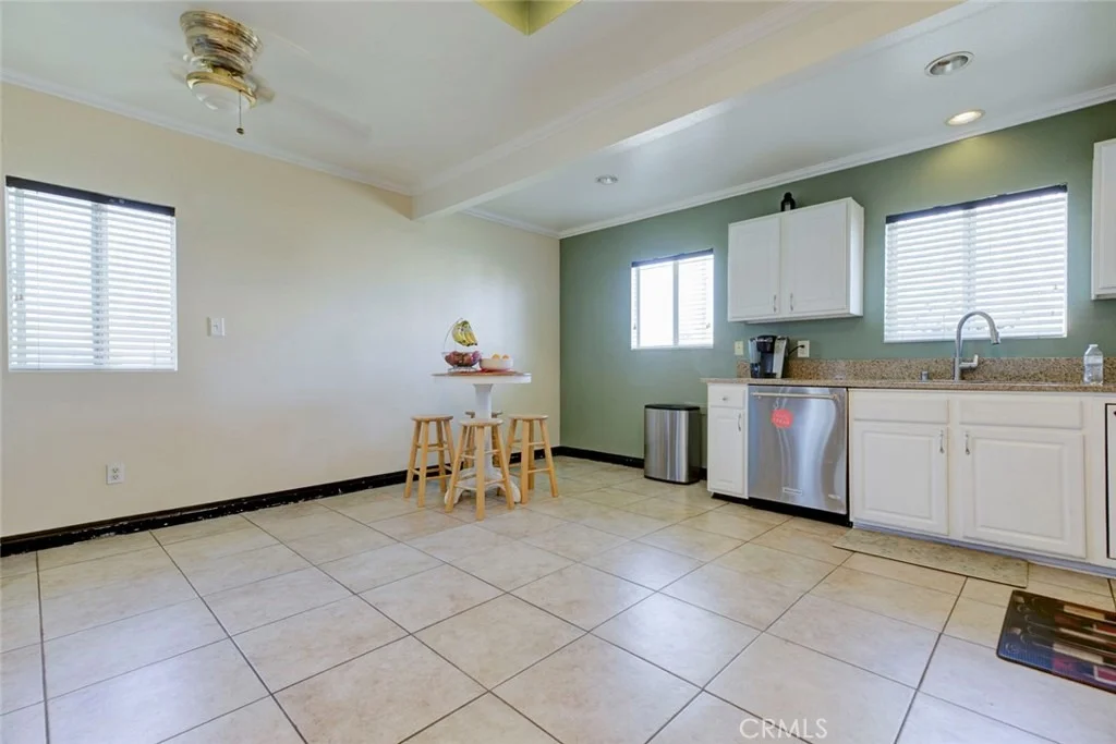 Photo of 942 Oleander Street