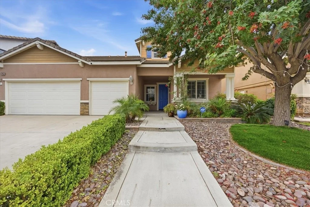 Photo of 37052 Almond