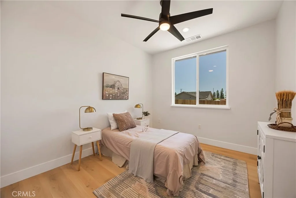 Photo of 5677 Pentz Road