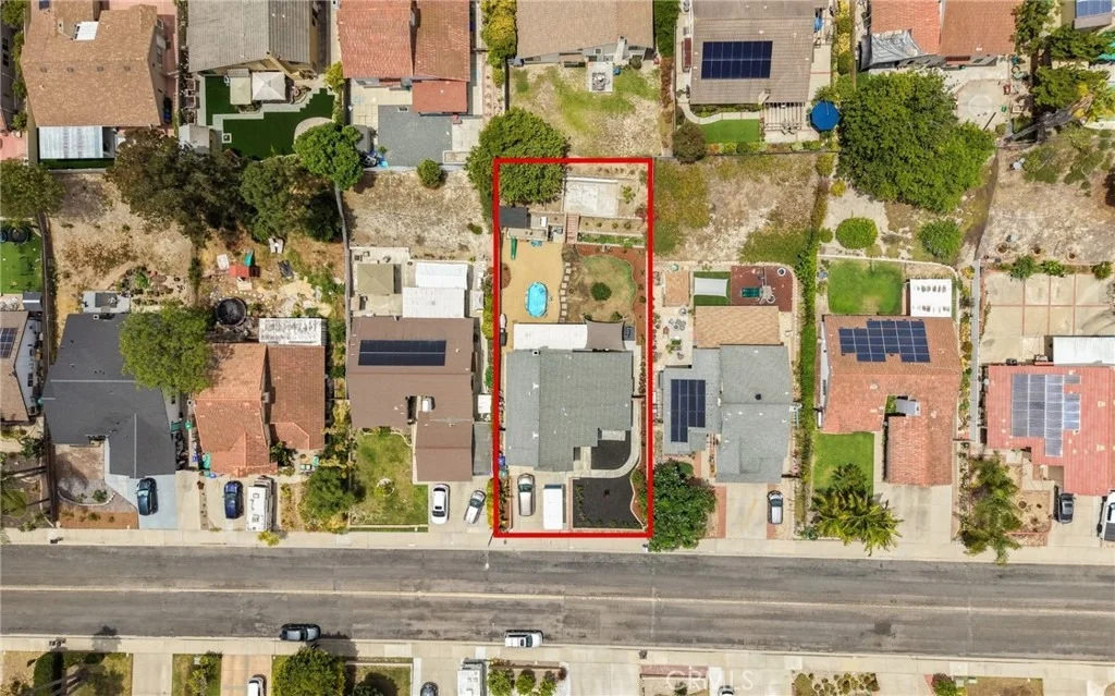 Photo of 1455 Darwin