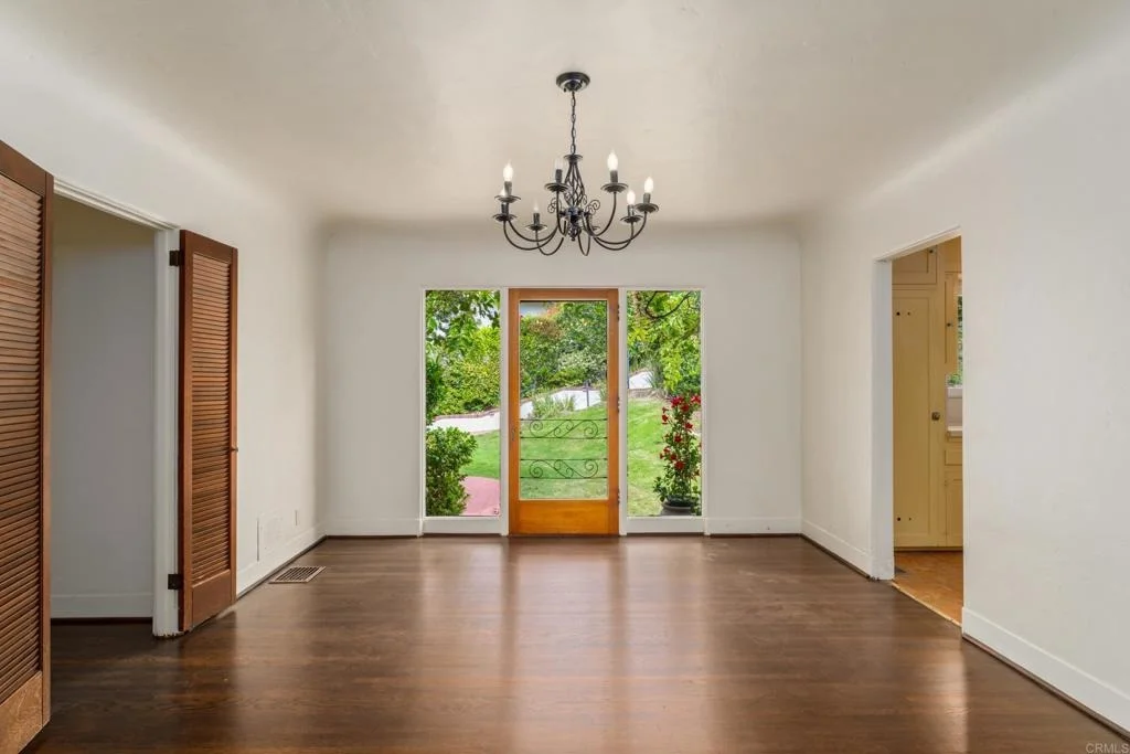 Photo of 1406 La Jolla Knoll