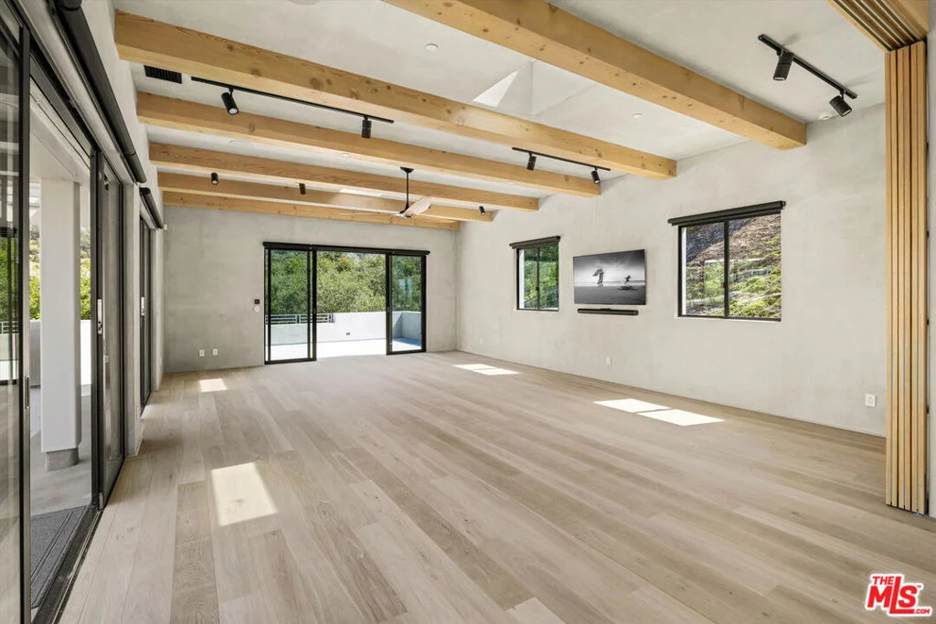Photo of 892 Toro Canyon Road