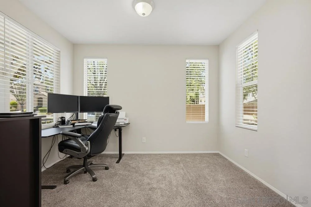 Photo of 40278 Ayer Ln
