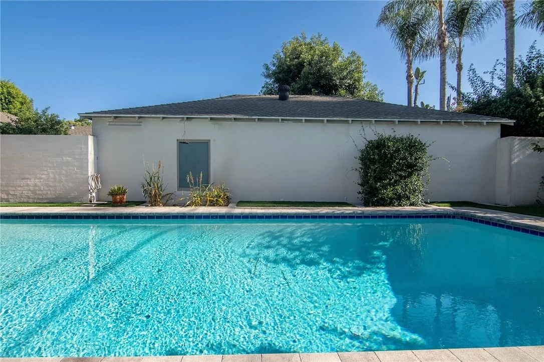 Photo of 405 N Griffith Park