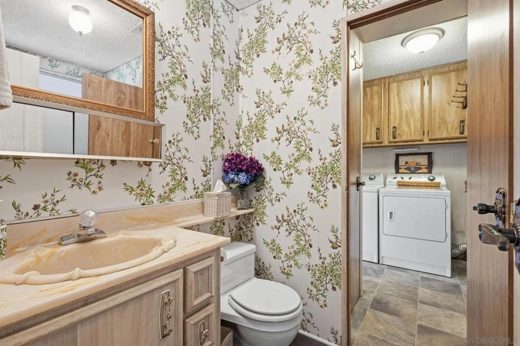 Photo of 1370 Cabrillo Drive
