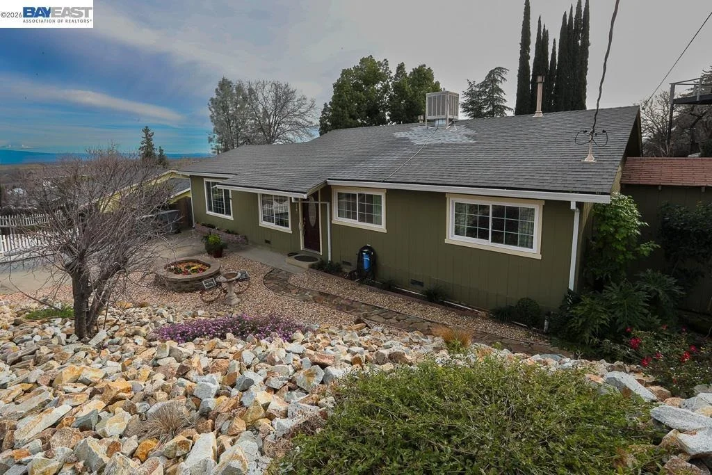 Photo of 3345 Oakwood Place