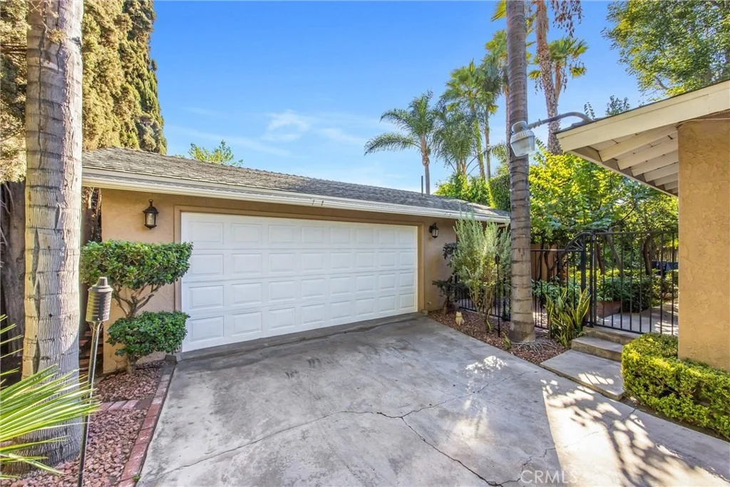 Photo of 14719 Boyle