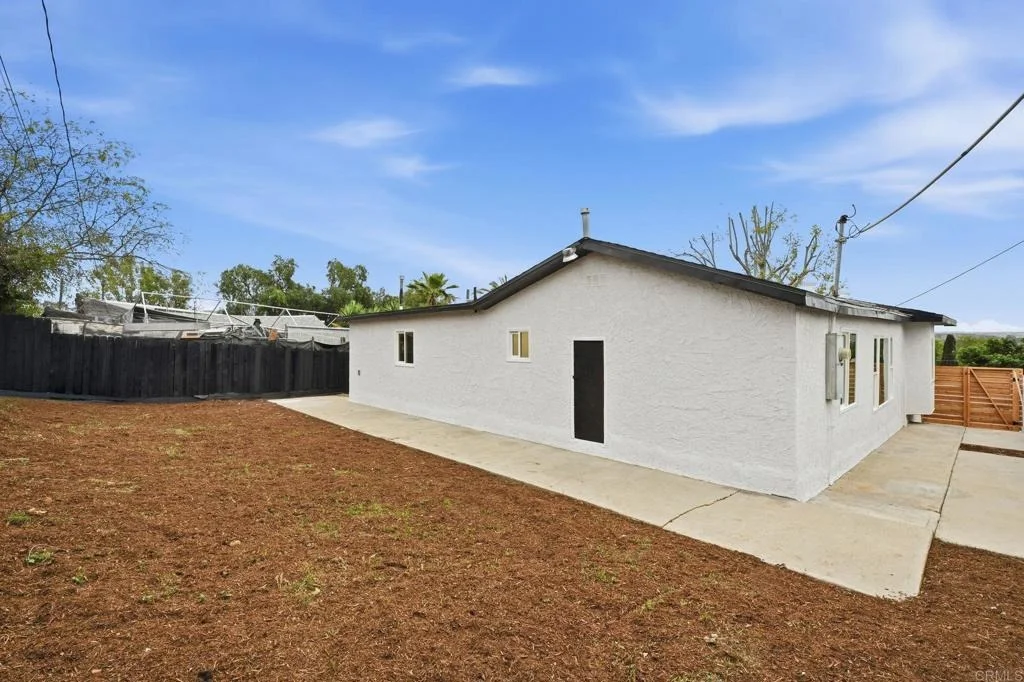 Photo of 1333 Helix Street