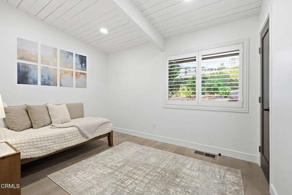 Photo of 3310 Foothill Road