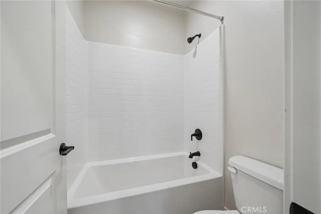 Photo of 8521 Tamarack Avenue