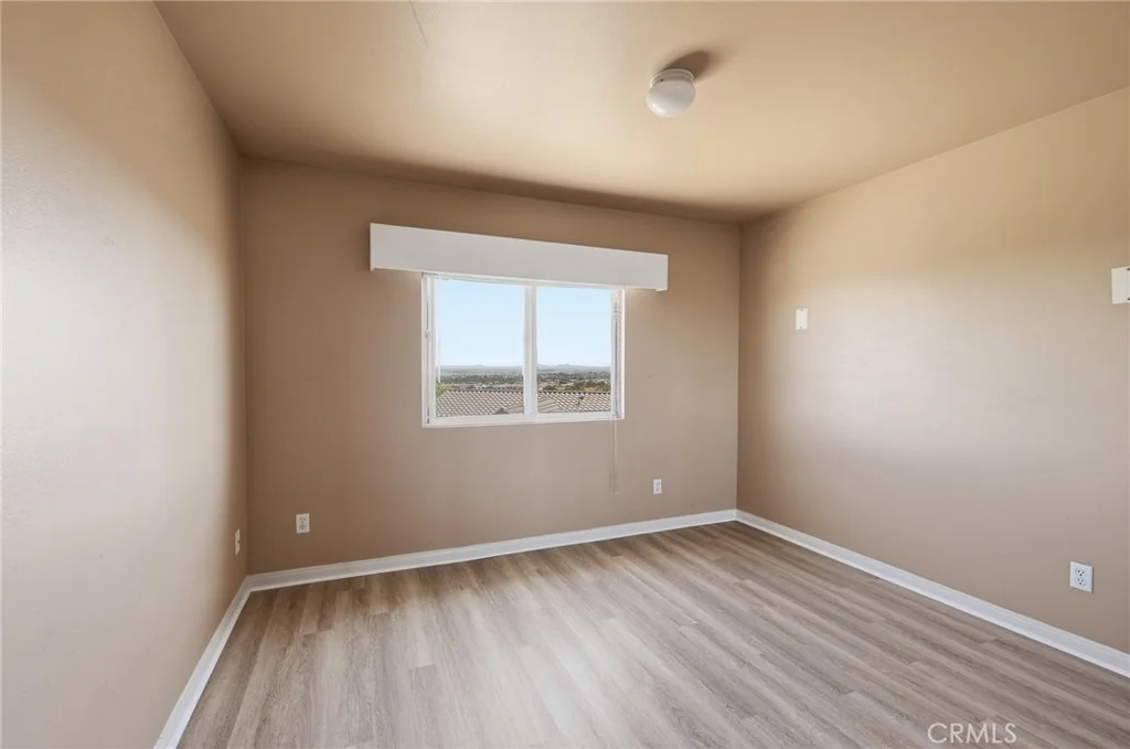 Photo of 38264 Hillcrest Drive