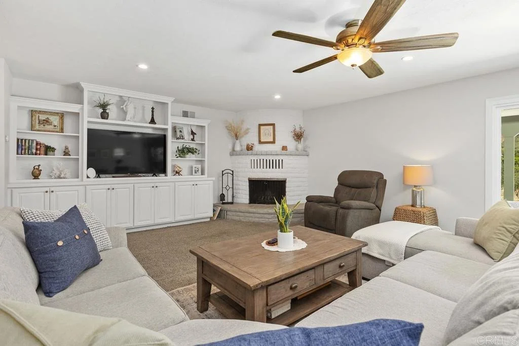 Photo of 2194 Foothill Drive