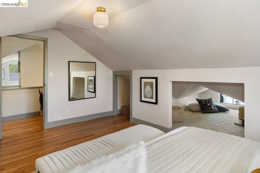 Photo of 548 Wesley Ave