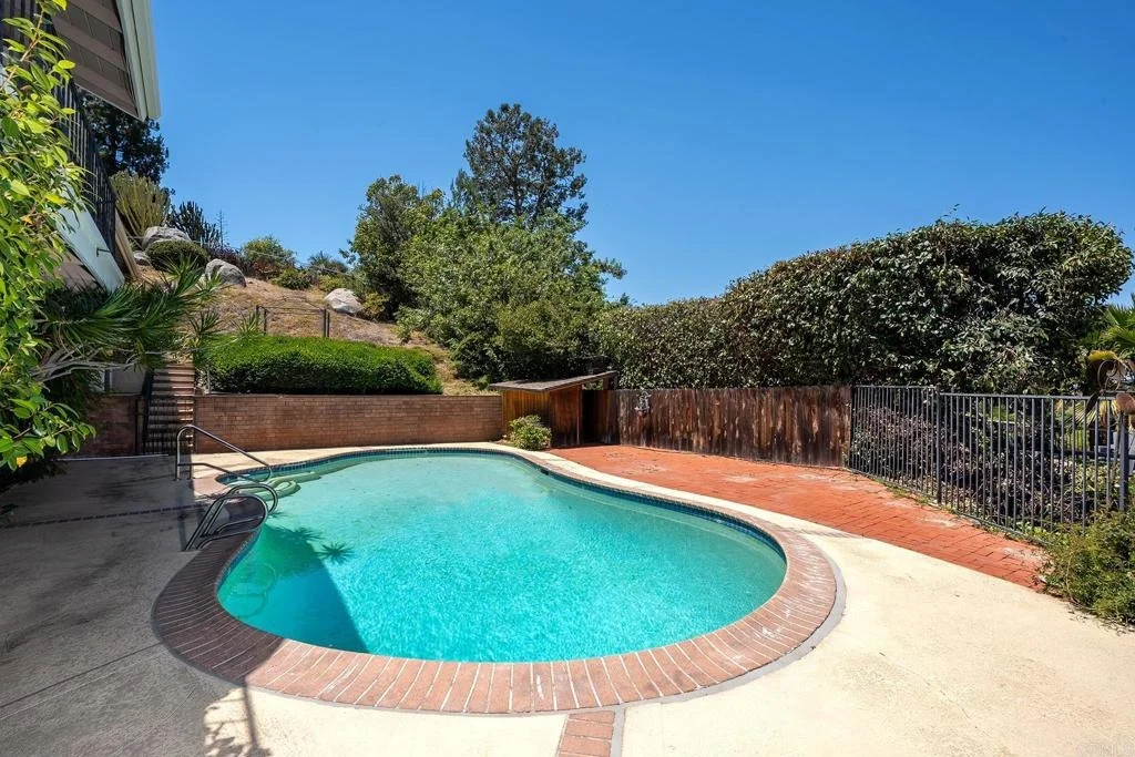 Photo of 11238 ROLLING HILLS DR