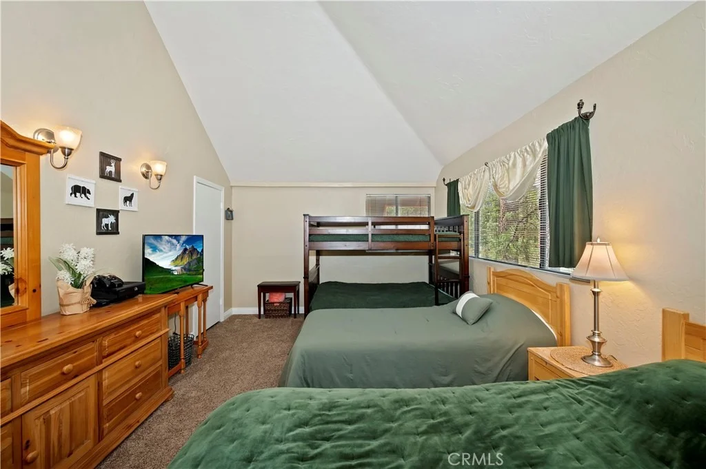 Photo of 904 Raleigh Drive