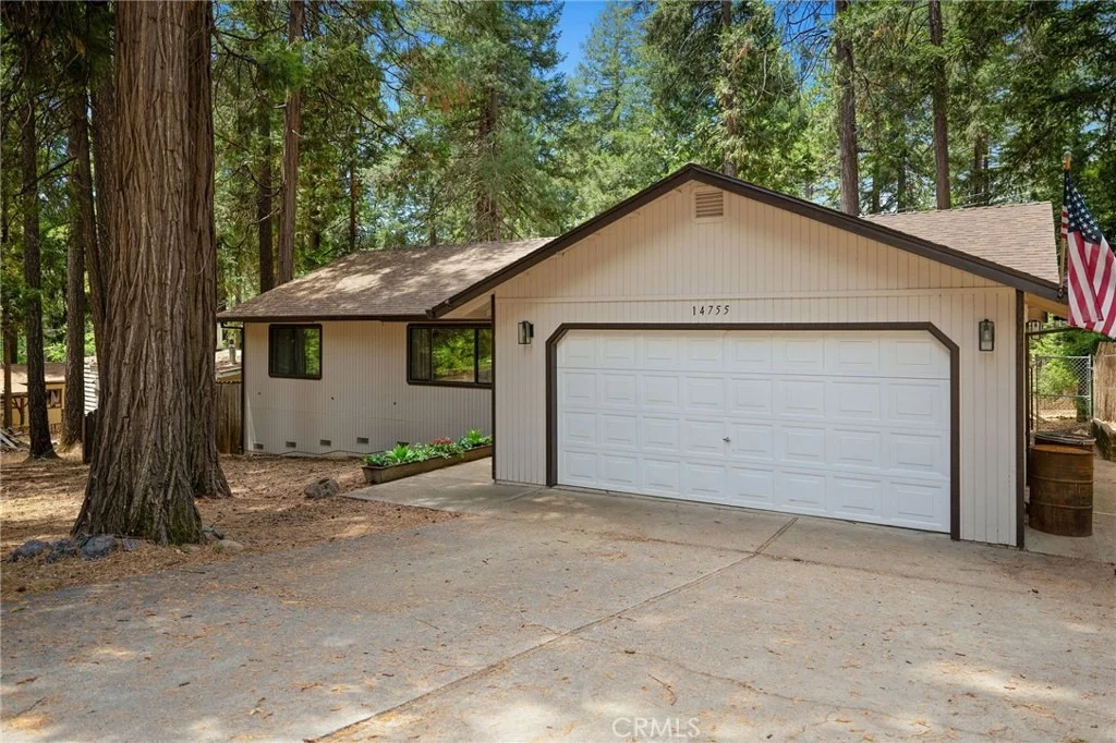 Photo of 14755 Denise Dr