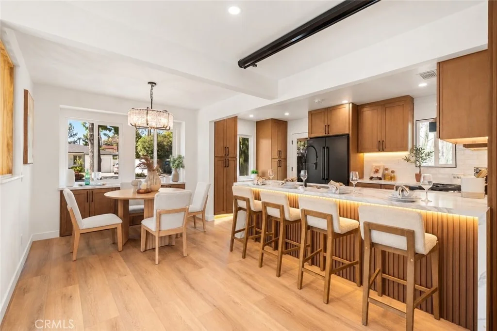 Photo of 500 Santa Paula Avenue