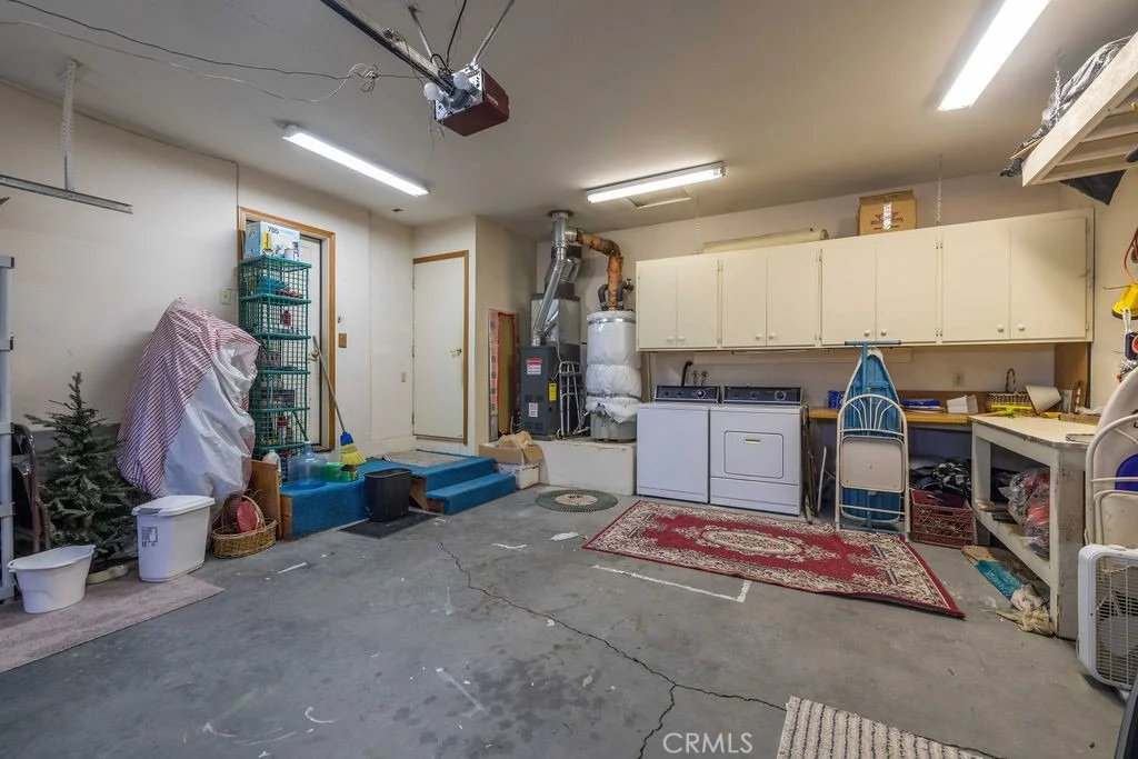 Photo of 1332 Midway