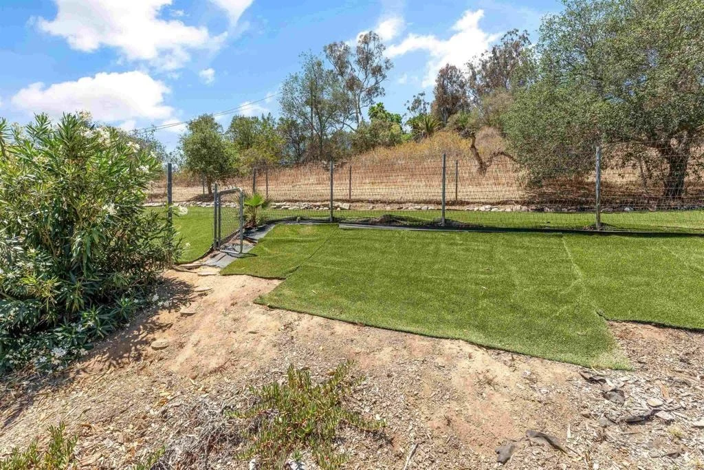 Photo of 4439 La Canada