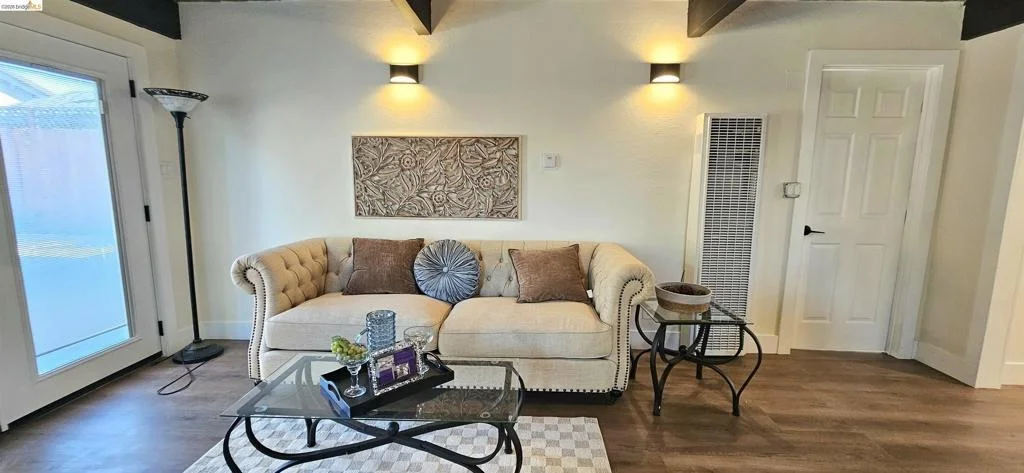 Photo of 89 Bruno Ave