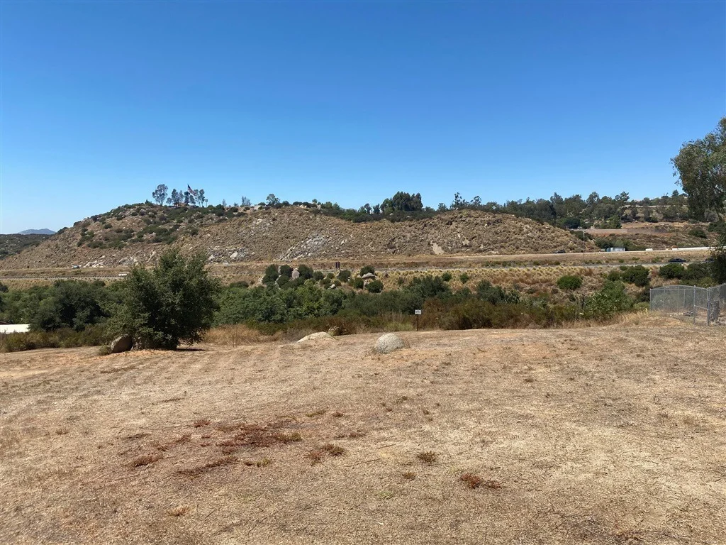 Photo of 1428 Midway Dr